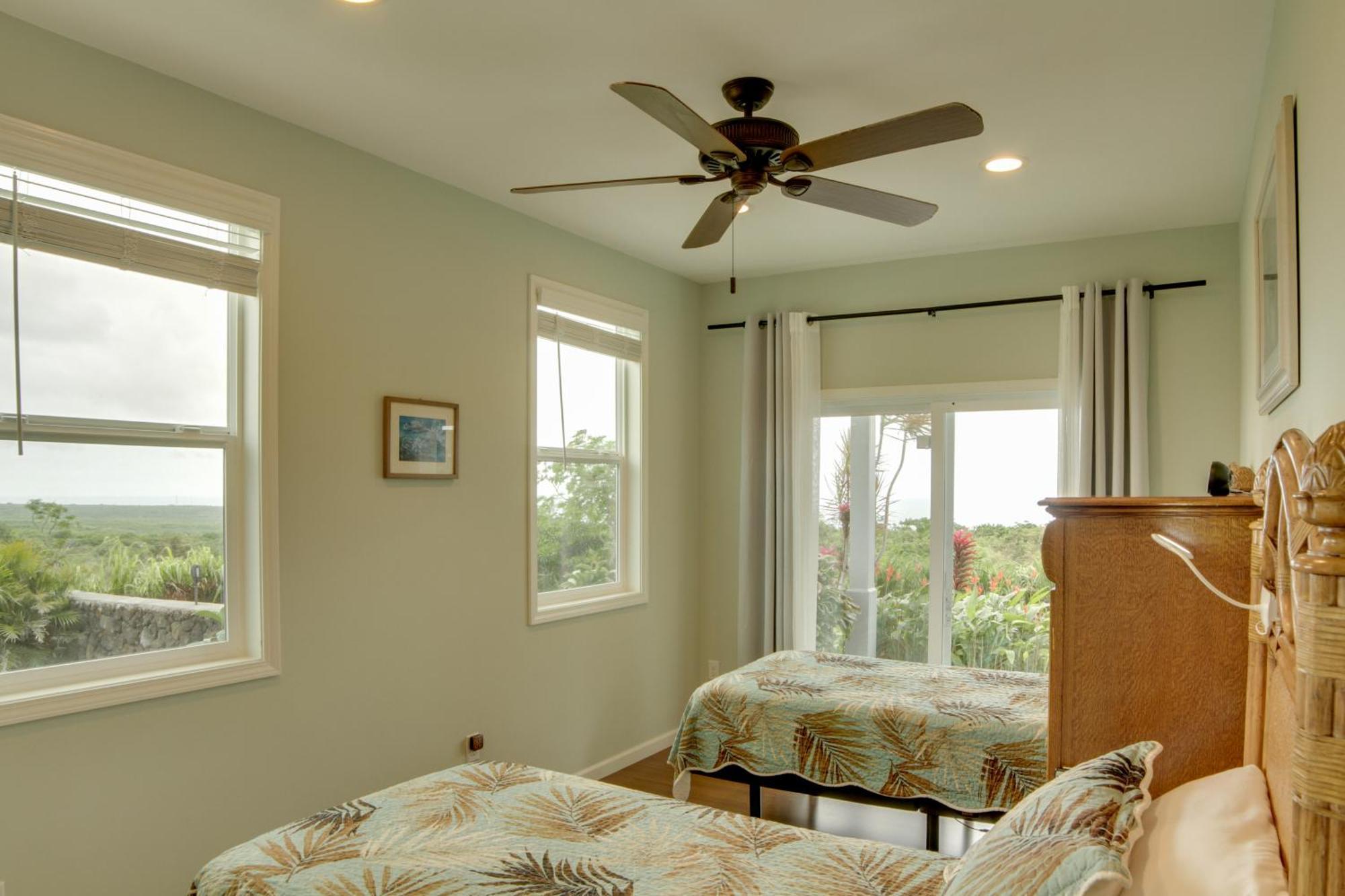 The Aloha Green House Retreat With Ocean Views! Naalehu Exterior photo